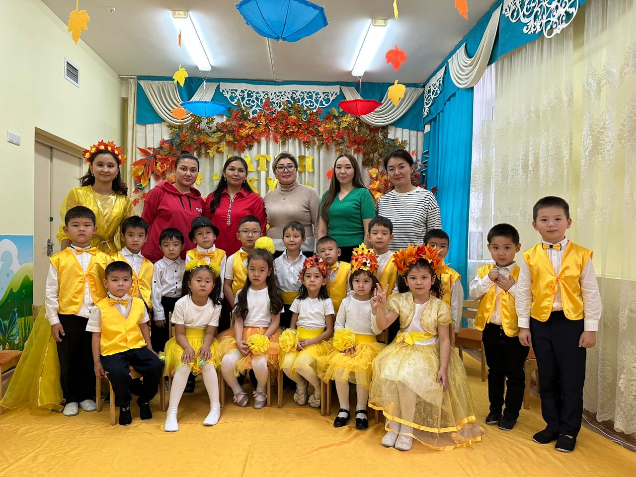 30.10.2023 жылы өткен "Алтын Күз!" атты ертеңгілігімізден естелік Тәрбиеші: Ташметова И.С. Музыка жетекшісі: Шәріпова Ғ.И.